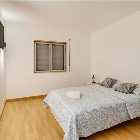 Airport Metro Olaias 888