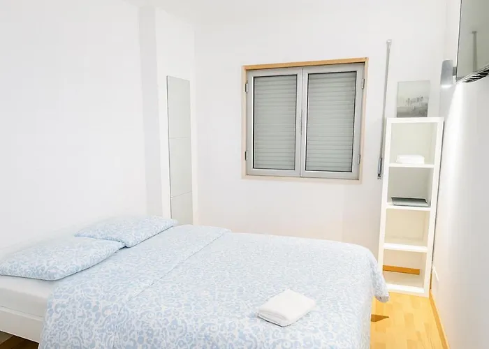 Airport Metro Olaias 888 Vendégház Lisboa