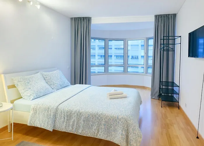 Airport Metro Olaias 888 3*